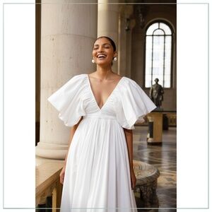 $6590 Carolina Herrera Gathered Pleated Cloud White Runway Midi Dress